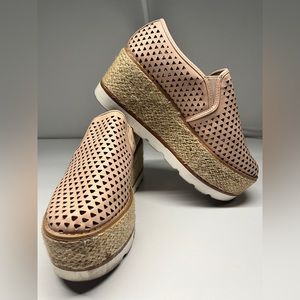 Pazzle pink platform shoes